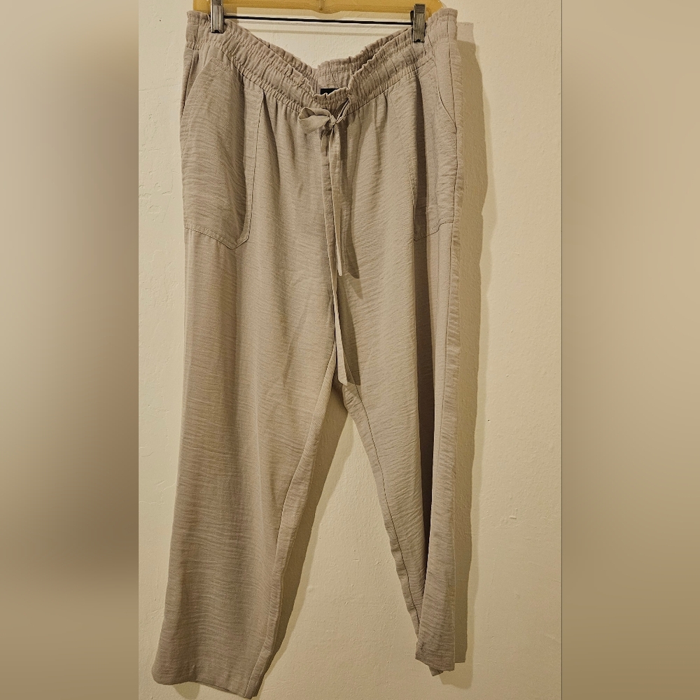 Soho Apparel Men's Beige Joggers